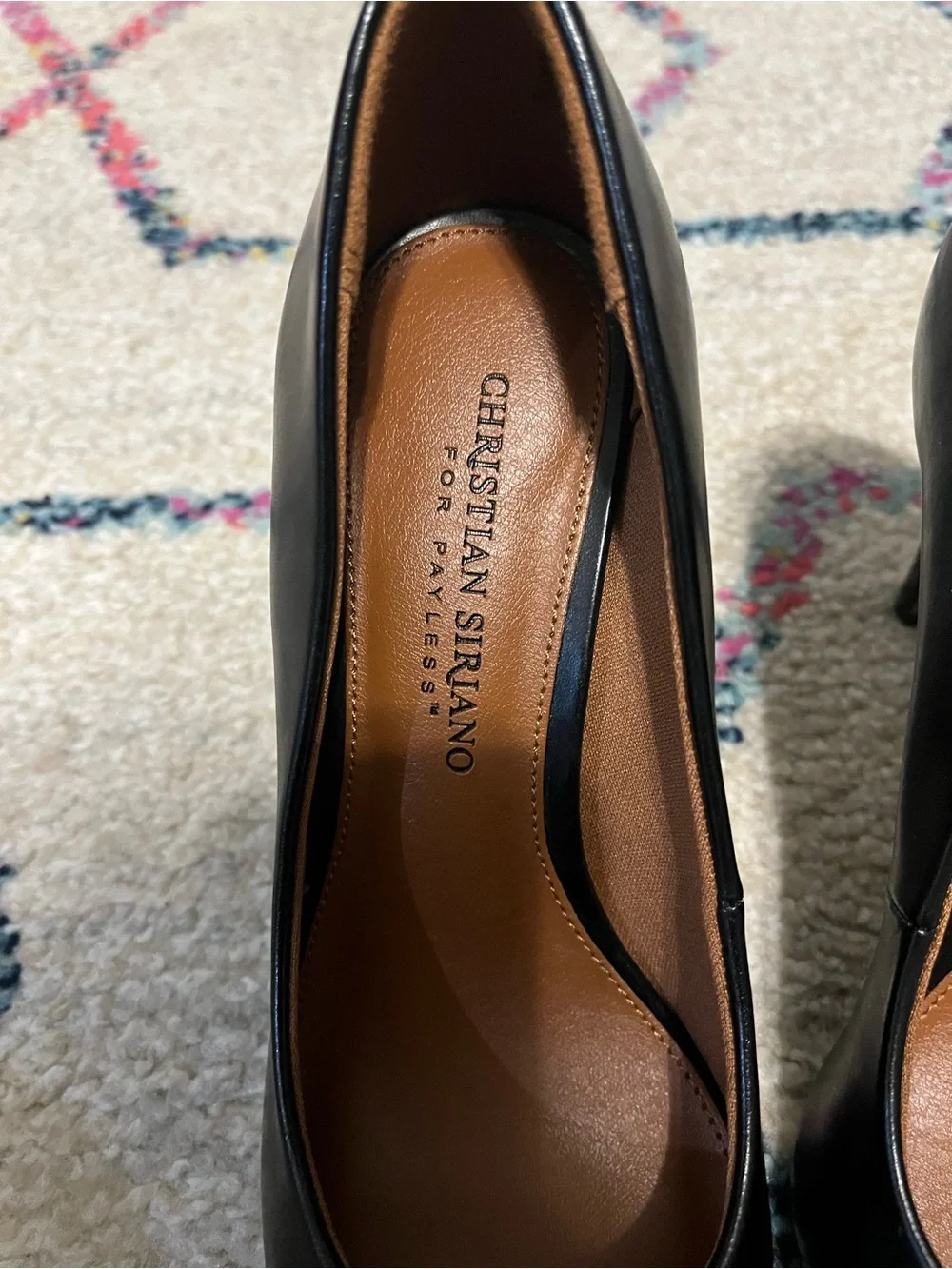 Christian Siriano Black Pointed-Toe Leather Pumps